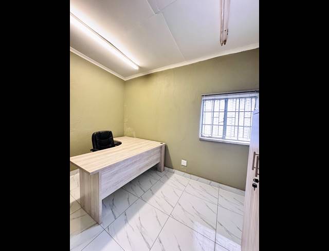 383M² BUSINESS FOR SALE IN WITBANK EXT 8